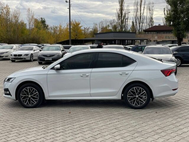 Шкода Октавия 2020 в Кривом Роге на Automoto.ua Белый Шкода Октавия, объемом двигателя 1.4 л и пробегом 75 тыс. км за 22400 $, фото 3 на Automoto.ua