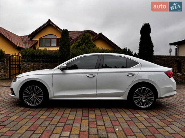 Белый Шкода Октавия, объемом двигателя 2 л и пробегом 262 тыс. км за 22250 $, фото 6 на Automoto.ua