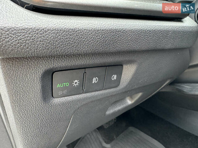 Шкода Октавия 2020 в Киеве на Automoto.ua Белый Шкода Октавия, объемом двигателя 1.4 л и пробегом 126 тыс. км за 18990 $, фото 17 на Automoto.ua