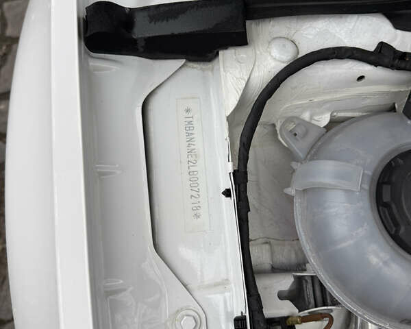 Белый Шкода Октавия, объемом двигателя 1.6 л и пробегом 48 тыс. км за 15800 $, фото 31 на Automoto.ua