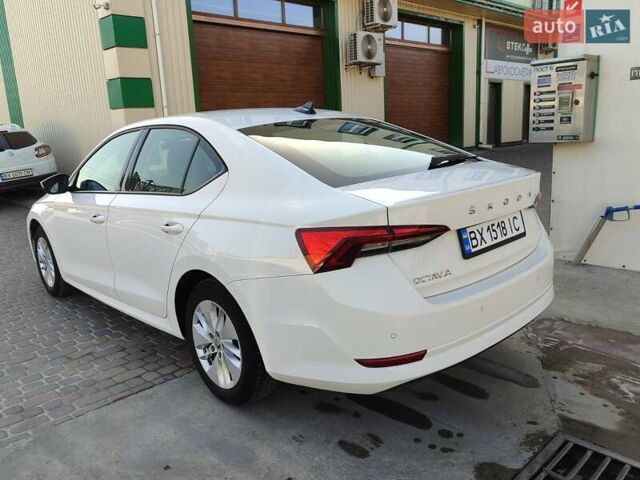 Белый Шкода Октавия, объемом двигателя 1.97 л и пробегом 258 тыс. км за 17850 $, фото 10 на Automoto.ua