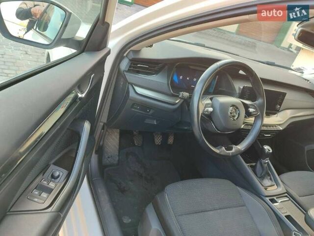 Белый Шкода Октавия, объемом двигателя 1.97 л и пробегом 258 тыс. км за 17850 $, фото 15 на Automoto.ua