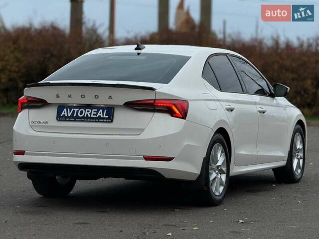 Білий Шкода Октавія, об'ємом двигуна 2 л та пробігом 258 тис. км за 22000 $, фото 18 на Automoto.ua