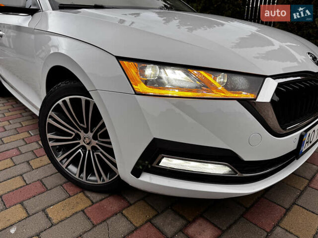 Белый Шкода Октавия, объемом двигателя 2 л и пробегом 262 тыс. км за 22250 $, фото 20 на Automoto.ua