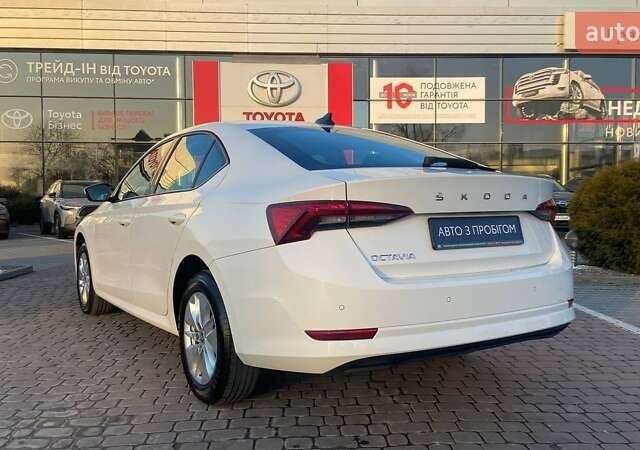 Белый Шкода Октавия, объемом двигателя 1.4 л и пробегом 46 тыс. км за 22700 $, фото 1 на Automoto.ua