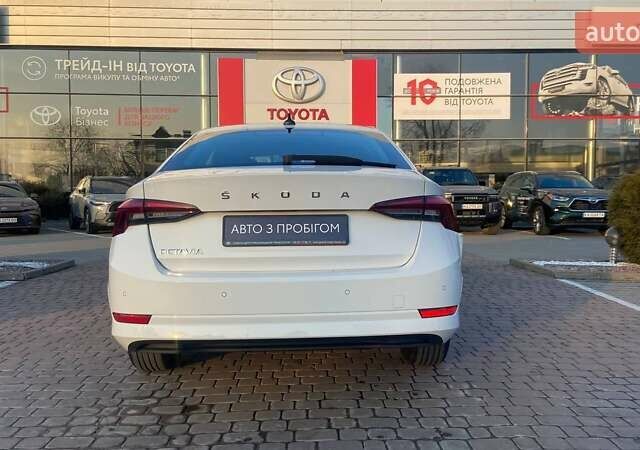 Белый Шкода Октавия, объемом двигателя 1.4 л и пробегом 46 тыс. км за 22700 $, фото 3 на Automoto.ua