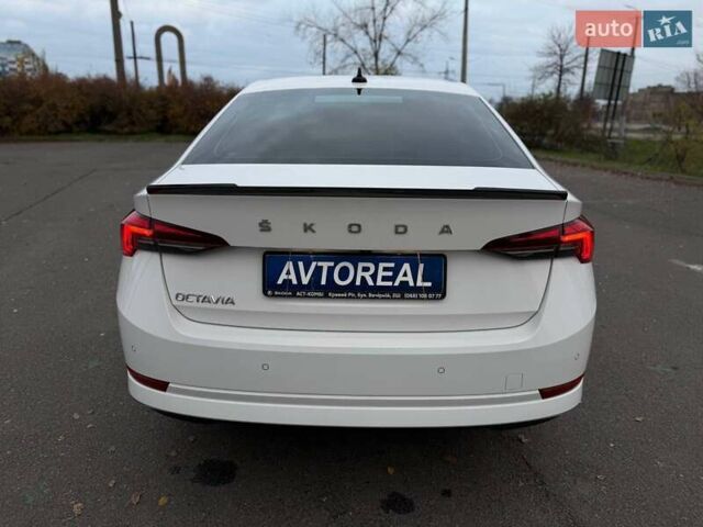 Білий Шкода Октавія, об'ємом двигуна 2 л та пробігом 258 тис. км за 22000 $, фото 30 на Automoto.ua