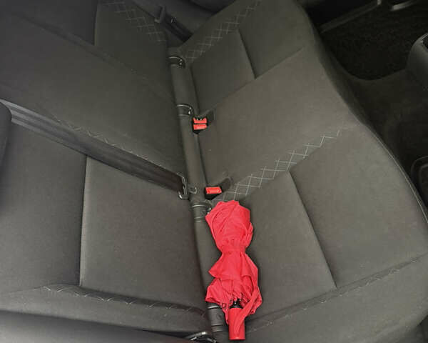 Белый Шкода Октавия, объемом двигателя 1.6 л и пробегом 48 тыс. км за 15800 $, фото 16 на Automoto.ua