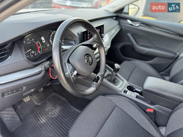 Шкода Октавия 2020 в Ивано-Франковске на Automoto.ua Белый Шкода Октавия, объемом двигателя 1.4 л и пробегом 92 тыс. км за 17777 $, фото 28 на Automoto.ua