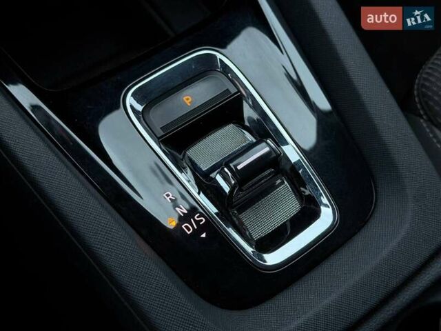 Білий Шкода Октавія, об'ємом двигуна 2 л та пробігом 258 тис. км за 22000 $, фото 70 на Automoto.ua