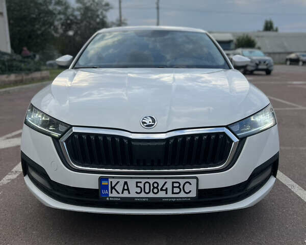 Шкода Октавия 2020 в Киеве на Automoto.ua Белый Шкода Октавия, объемом двигателя 1.4 л и пробегом 263 тыс. км за 14800 $, фото 4 на Automoto.ua