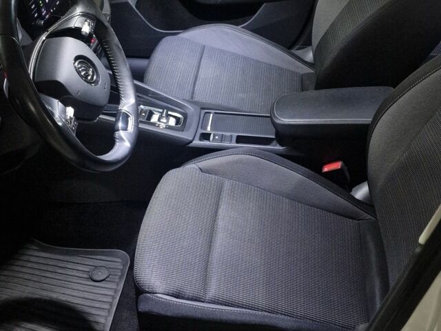 Белый Шкода Октавия, объемом двигателя 1.4 л и пробегом 214 тыс. км за 17500 $, фото 6 на Automoto.ua