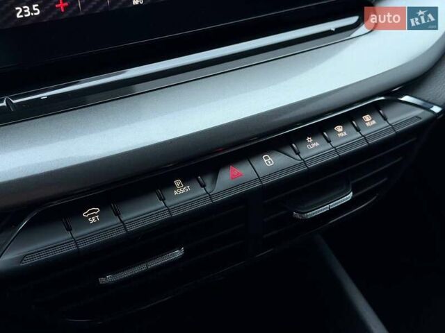 Білий Шкода Октавія, об'ємом двигуна 2 л та пробігом 258 тис. км за 22000 $, фото 66 на Automoto.ua