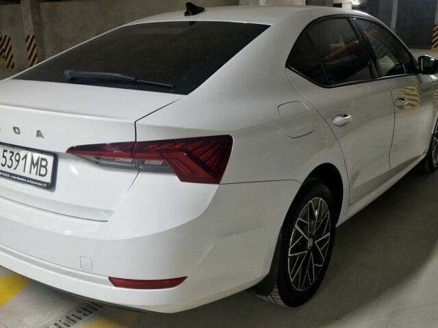 Белый Шкода Октавия, объемом двигателя 1.4 л и пробегом 214 тыс. км за 17500 $, фото 3 на Automoto.ua