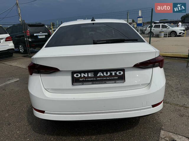 Шкода Октавия 2020 в Киеве на Automoto.ua Белый Шкода Октавия, объемом двигателя 1.4 л и пробегом 126 тыс. км за 18990 $, фото 7 на Automoto.ua