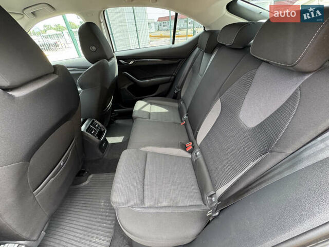 Шкода Октавия 2020 в Киеве на Automoto.ua Белый Шкода Октавия, объемом двигателя 1.4 л и пробегом 126 тыс. км за 18990 $, фото 30 на Automoto.ua