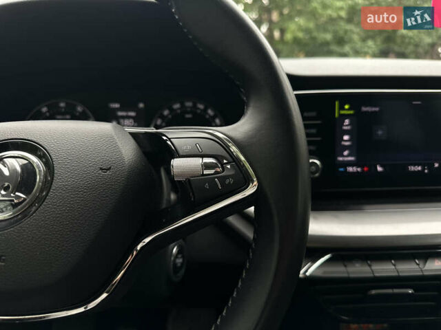 Белый Шкода Октавия, объемом двигателя 1.5 л и пробегом 79 тыс. км за 18999 $, фото 42 на Automoto.ua