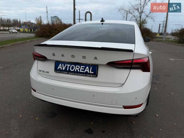 Білий Шкода Октавія, об'ємом двигуна 2 л та пробігом 258 тис. км за 22000 $, фото 29 на Automoto.ua