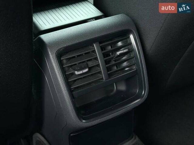 Білий Шкода Октавія, об'ємом двигуна 2 л та пробігом 258 тис. км за 22000 $, фото 44 на Automoto.ua