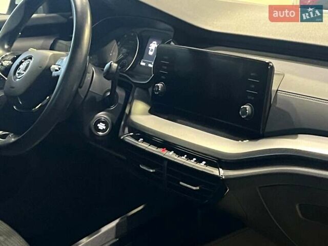 Белый Шкода Октавия, объемом двигателя 1.4 л и пробегом 108 тыс. км за 20000 $, фото 55 на Automoto.ua