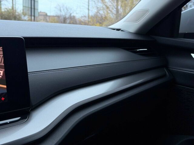 Белый Шкода Октавия, объемом двигателя 2 л и пробегом 258 тыс. км за 22000 $, фото 22 на Automoto.ua