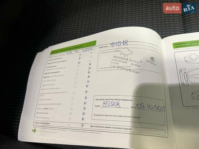 Белый Шкода Октавия, объемом двигателя 1.4 л и пробегом 108 тыс. км за 20000 $, фото 64 на Automoto.ua