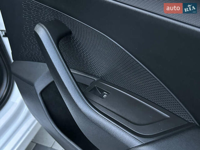 Шкода Октавия 2020 в Мукачеве на Automoto.ua Белый Шкода Октавия, объемом двигателя 1.4 л и пробегом 174 тыс. км за 18299 $, фото 28 на Automoto.ua