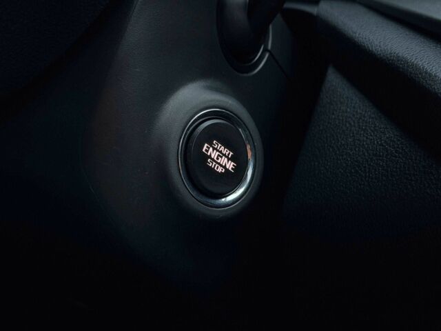 Белый Шкода Октавия, объемом двигателя 2 л и пробегом 258 тыс. км за 22000 $, фото 23 на Automoto.ua