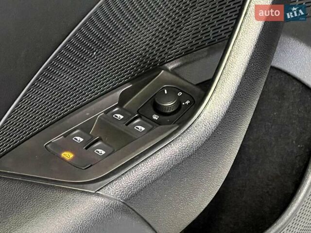 Белый Шкода Октавия, объемом двигателя 1.4 л и пробегом 108 тыс. км за 20000 $, фото 15 на Automoto.ua