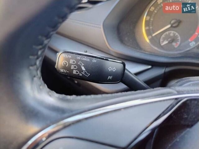 Белый Шкода Октавия, объемом двигателя 1.97 л и пробегом 255 тыс. км за 18300 $, фото 15 на Automoto.ua