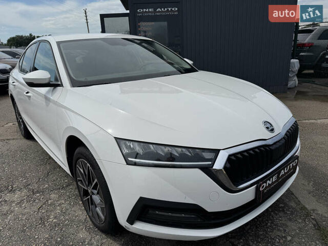 Шкода Октавия 2020 в Киеве на Automoto.ua Белый Шкода Октавия, объемом двигателя 1.4 л и пробегом 126 тыс. км за 18990 $, фото 4 на Automoto.ua