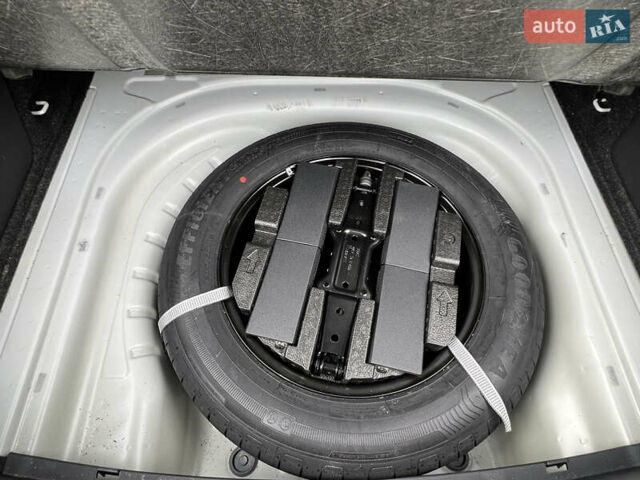 Белый Шкода Октавия, объемом двигателя 1.97 л и пробегом 163 тыс. км за 22599 $, фото 90 на Automoto.ua