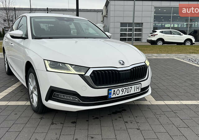 Білий Шкода Октавія, об'ємом двигуна 1.4 л та пробігом 219 тис. км за 17900 $, фото 4 на Automoto.ua