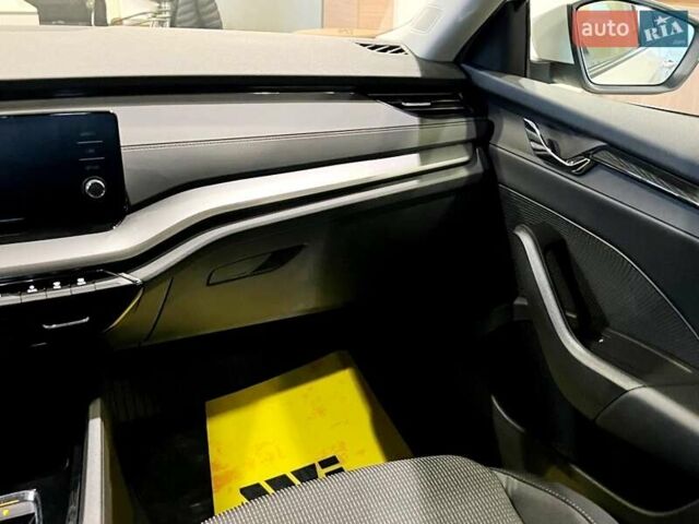 Белый Шкода Октавия, объемом двигателя 1.4 л и пробегом 108 тыс. км за 20000 $, фото 49 на Automoto.ua