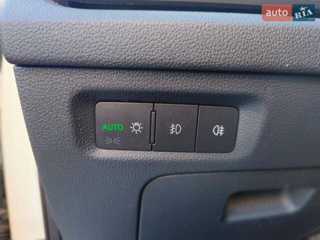 Белый Шкода Октавия, объемом двигателя 1.97 л и пробегом 255 тыс. км за 18300 $, фото 12 на Automoto.ua