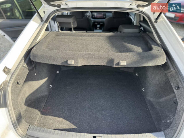 Шкода Октавия 2020 в Ивано-Франковске на Automoto.ua Белый Шкода Октавия, объемом двигателя 1.4 л и пробегом 92 тыс. км за 17777 $, фото 40 на Automoto.ua