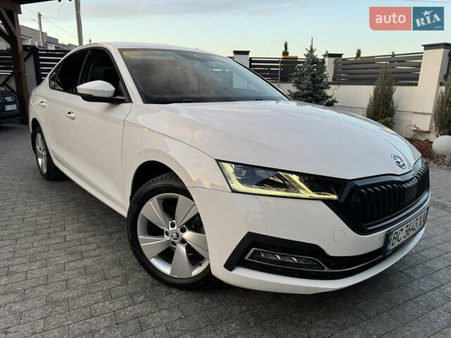 Белый Шкода Октавия, объемом двигателя 1.97 л и пробегом 243 тыс. км за 21500 $, фото 4 на Automoto.ua