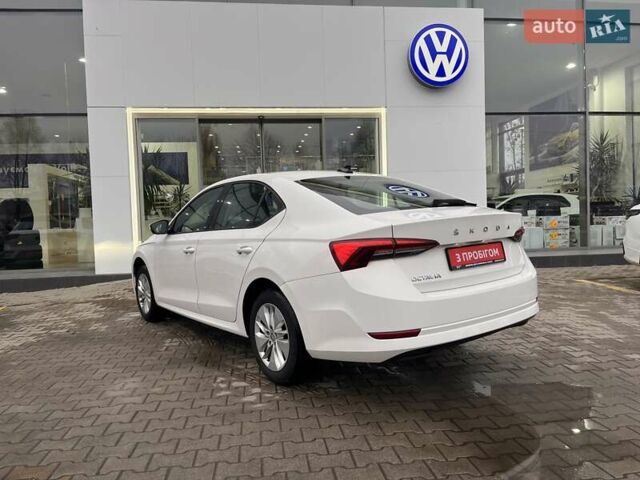 Білий Шкода Октавія, об'ємом двигуна 1.4 л та пробігом 117 тис. км за 18518 $, фото 4 на Automoto.ua