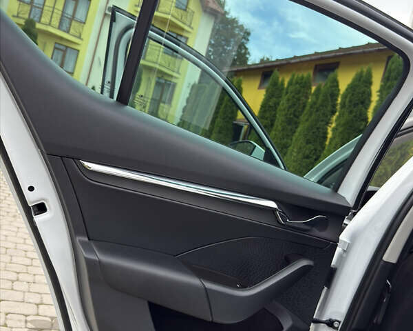 Белый Шкода Октавия, объемом двигателя 1.97 л и пробегом 177 тыс. км за 19999 $, фото 33 на Automoto.ua