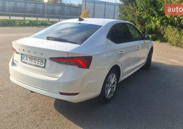 Шкода Октавия 2021 в Белой Церкве на Automoto.ua Белый Шкода Октавия, объемом двигателя 1.4 л и пробегом 167 тыс. км за 17700 $, фото 5 на Automoto.ua