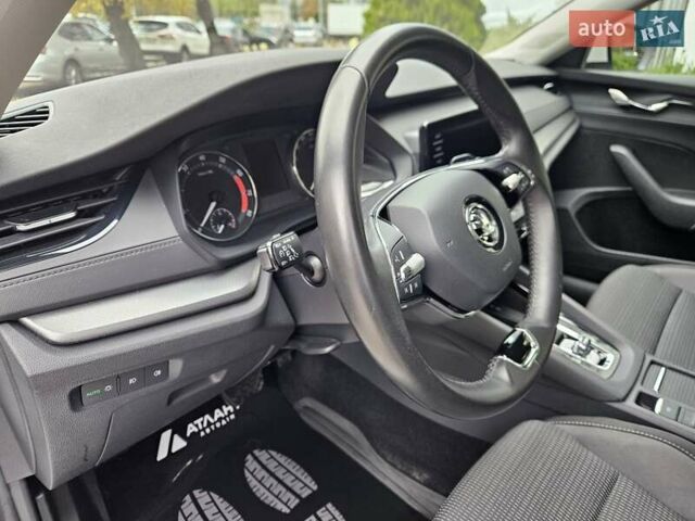Белый Шкода Октавия, объемом двигателя 1.4 л и пробегом 68 тыс. км за 21890 $, фото 18 на Automoto.ua