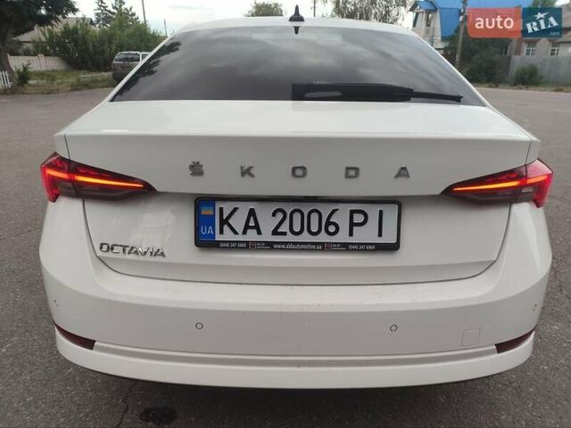 Белый Шкода Октавия, объемом двигателя 0 л и пробегом 109 тыс. км за 22000 $, фото 11 на Automoto.ua