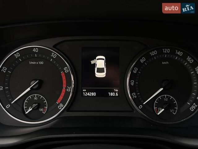 Білий Шкода Октавія, об'ємом двигуна 1.4 л та пробігом 124 тис. км за 19824 $, фото 17 на Automoto.ua