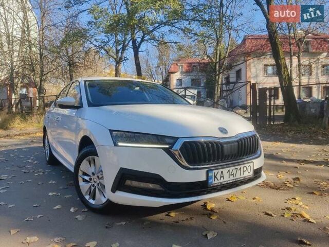 Белый Шкода Октавия, объемом двигателя 1.4 л и пробегом 107 тыс. км за 17900 $, фото 3 на Automoto.ua