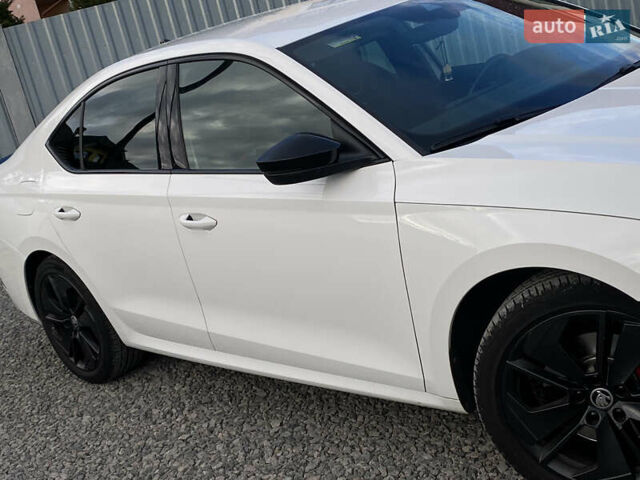 Білий Шкода Октавія, об'ємом двигуна 2 л та пробігом 160 тис. км за 27999 $, фото 18 на Automoto.ua