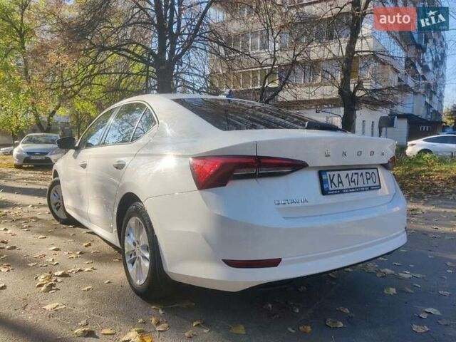 Белый Шкода Октавия, объемом двигателя 1.4 л и пробегом 107 тыс. км за 17900 $, фото 5 на Automoto.ua