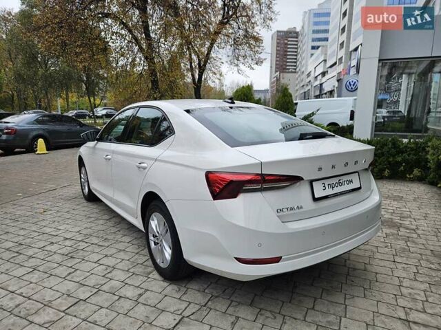 Белый Шкода Октавия, объемом двигателя 1.4 л и пробегом 68 тыс. км за 21890 $, фото 8 на Automoto.ua