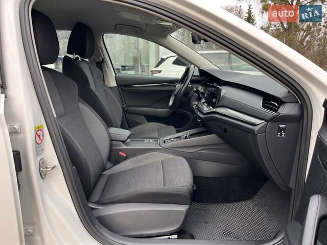 Білий Шкода Октавія, об'ємом двигуна 1.4 л та пробігом 124 тис. км за 19824 $, фото 35 на Automoto.ua