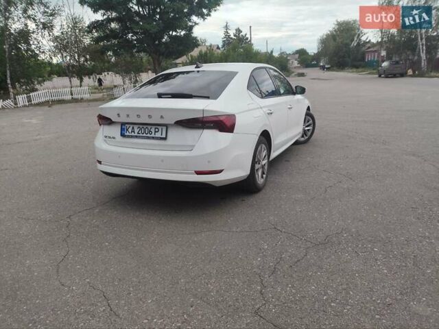Белый Шкода Октавия, объемом двигателя 0 л и пробегом 109 тыс. км за 22000 $, фото 5 на Automoto.ua