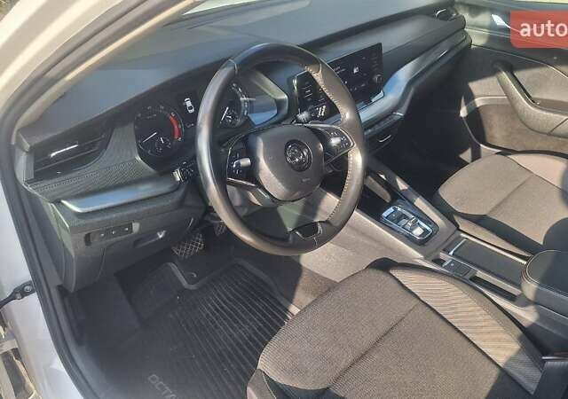 Білий Шкода Октавія, об'ємом двигуна 1.4 л та пробігом 167 тис. км за 17500 $, фото 18 на Automoto.ua